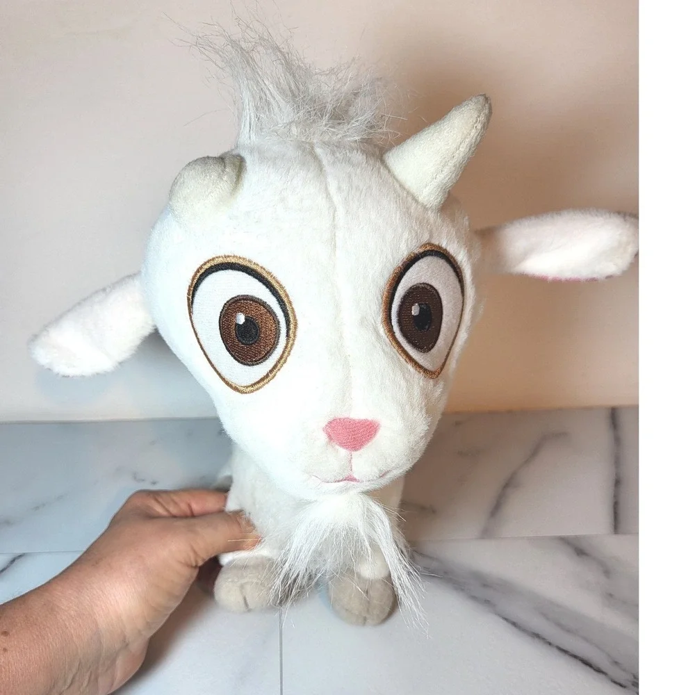 Despicable Me  Lucky the Unigoat Plush Minion Made White Goat Stuffed Animal 11